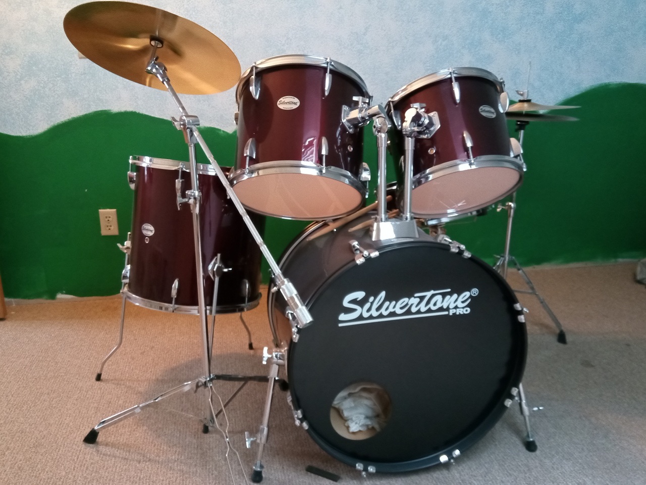 Drum set